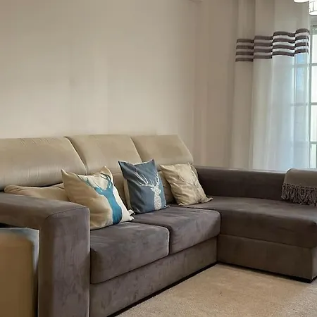 The Luna - 2 Bedroom Private 公寓 法鲁区