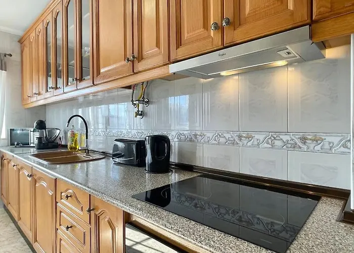 The Luna - 2 Bedroom Private 公寓 法鲁区